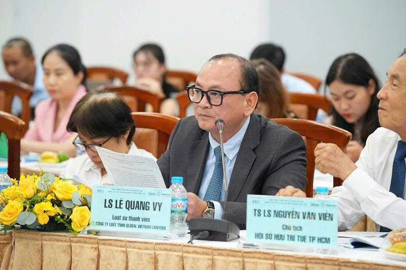 e327daa8f8fb73a52aea3