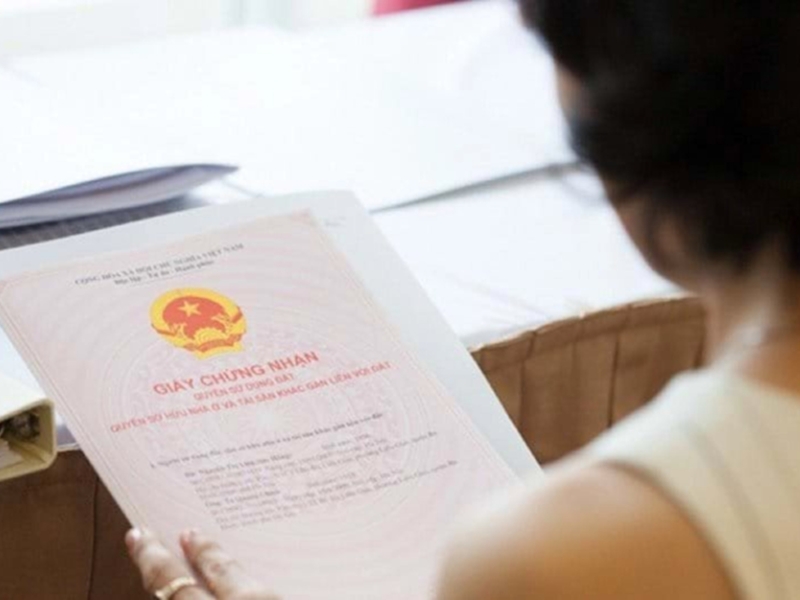 Mức đóng thuế trước bạ khi sang tên sổ đỏ mới nhất 2025 bạn cần biết Mức đóng thuế trước bạ khi sang tên sổ đỏ mới nhất 2025 bạn cần biết