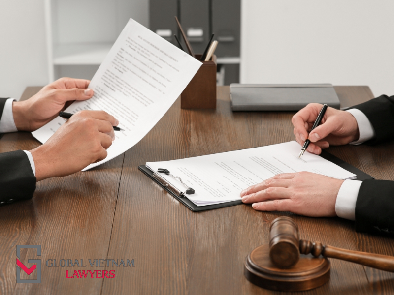 Chi phí thuê luật sư doanh nghiệp: Mức giá và yếu tố ảnh hưởng chi phí thuê luật sư doanh nghiệp bao nhiêu